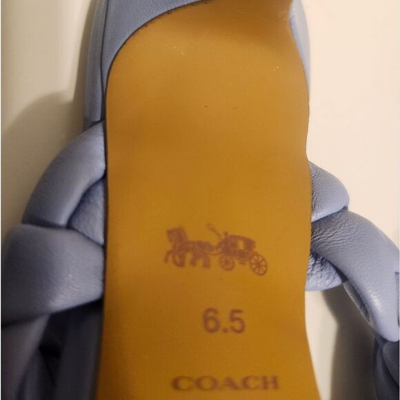 Coach "Mollie" Periwinkle Blue Leather Kitten Heel Sandals sz.6.5 $235 w/Dustbag - Picture 10 of 10